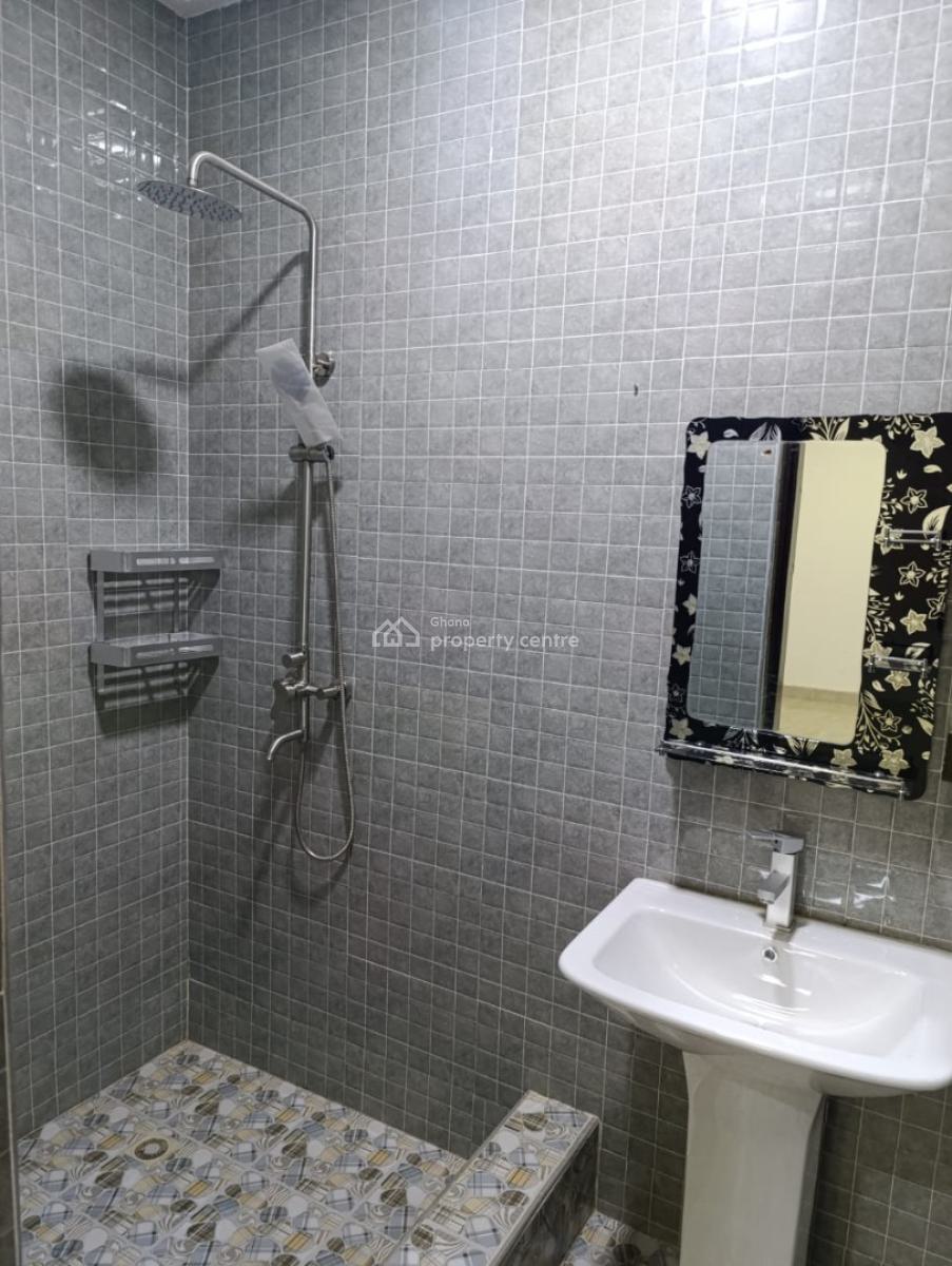 Executive 3 Bedroom, Pokuase (pokoasi), Ga West Municipal, Accra, Apartment for Rent