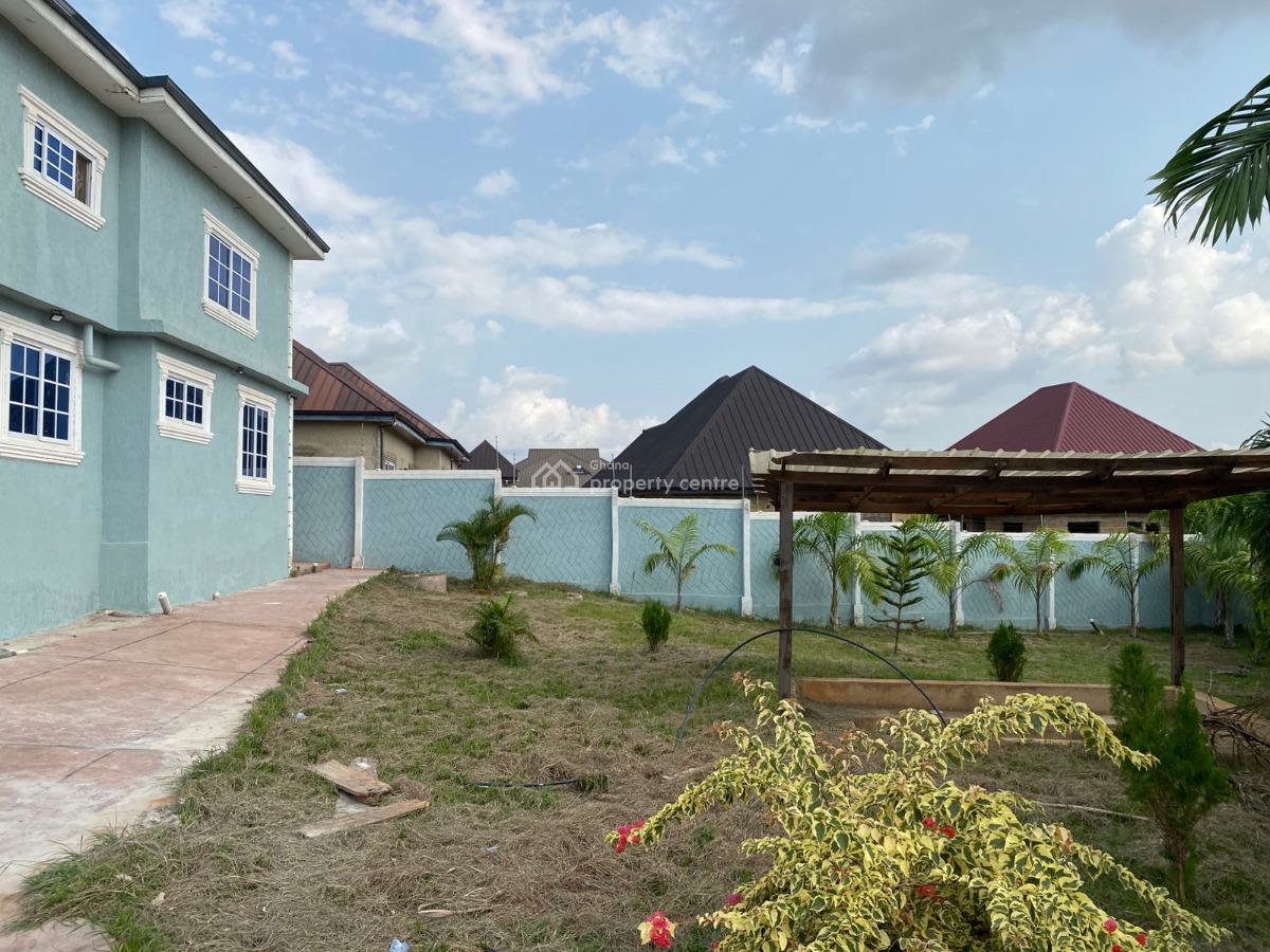 5 Bedrooms, Ejisu Kwaso., Ejisu-juaben Municipal, Ashanti, House for Sale
