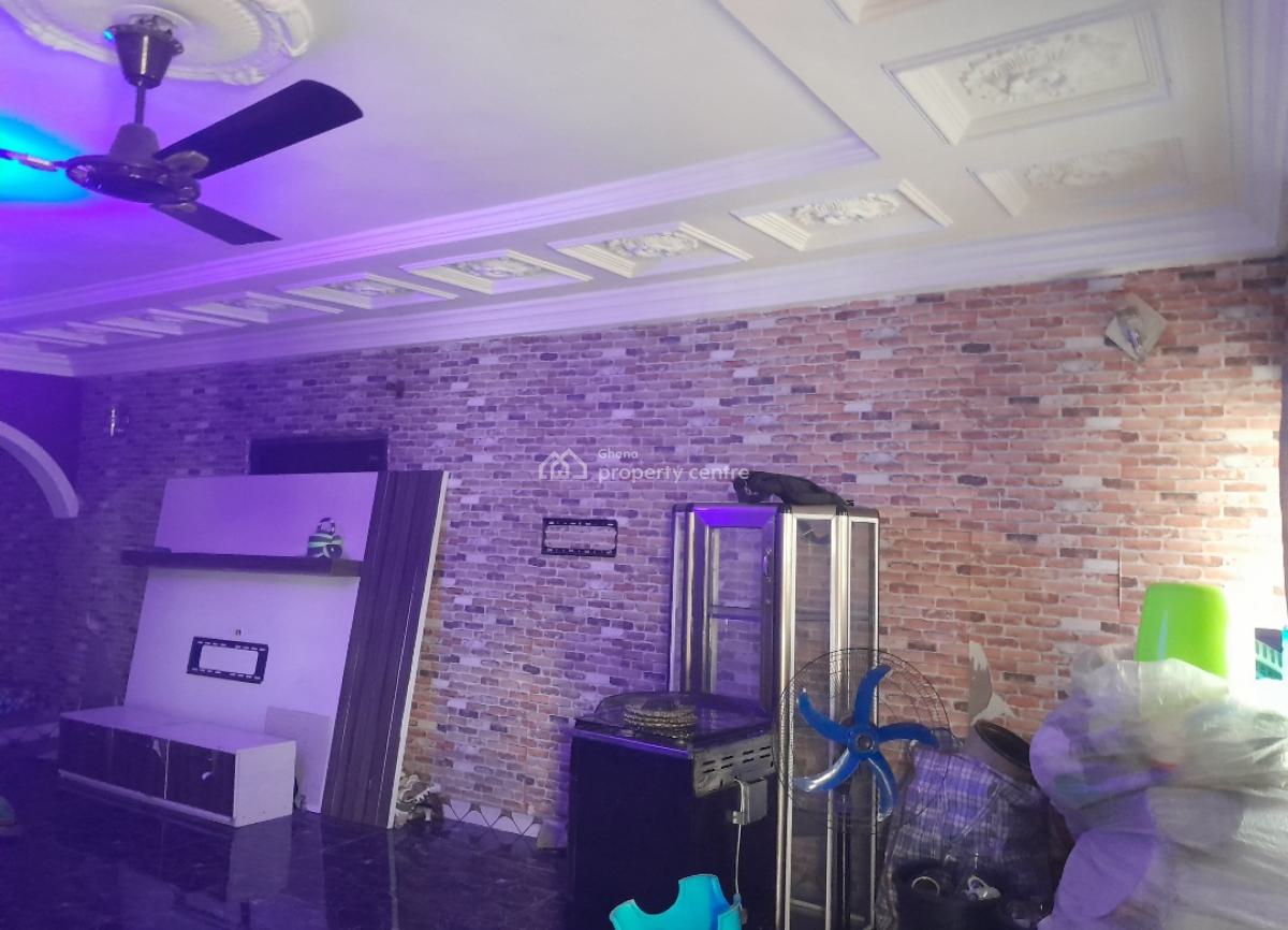 5 Bedrooms, Kenyasi Abrem., Kumasi Metropolitan, Ashanti, House for Sale