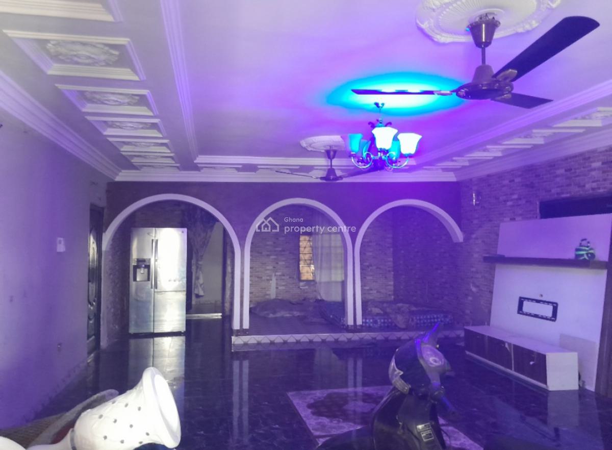 5 Bedrooms, Kenyasi Abrem., Kumasi Metropolitan, Ashanti, House for Sale