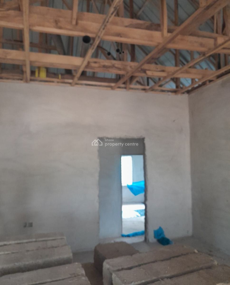 3 Bedrooms, Akom Nkwantakese, on Kumasi Offinso Road., Kumasi Metropolitan, Ashanti, House for Sale