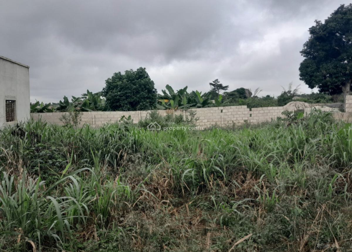 5 Bedrooms  ( 2 Plots) Fully Fence Walled, Ahodwo, Kwabre, Near Mampongteng, Kenyasi., Kumasi Metropolitan, Ashanti, House for Sale