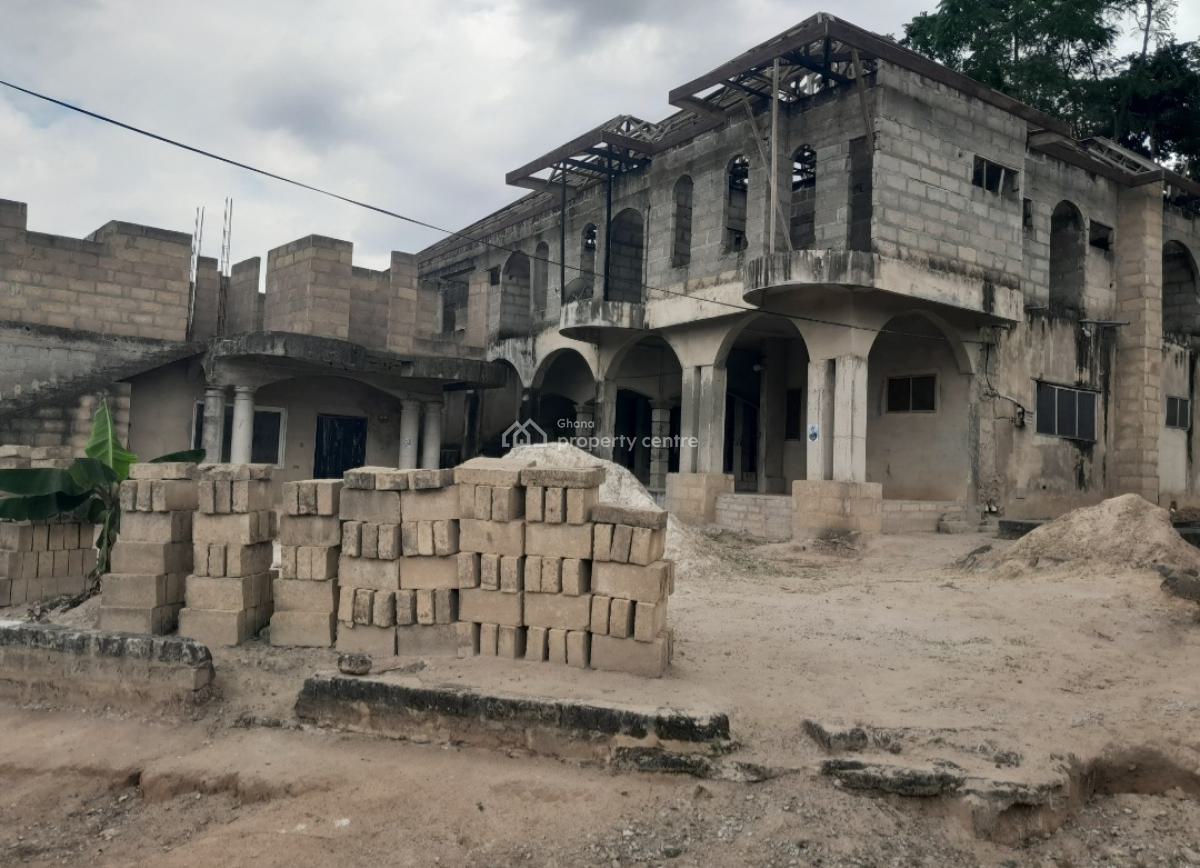 26 Bedrooms House, Pakoso, Near Asokore Mampong., Kumasi Metropolitan, Ashanti, House for Sale