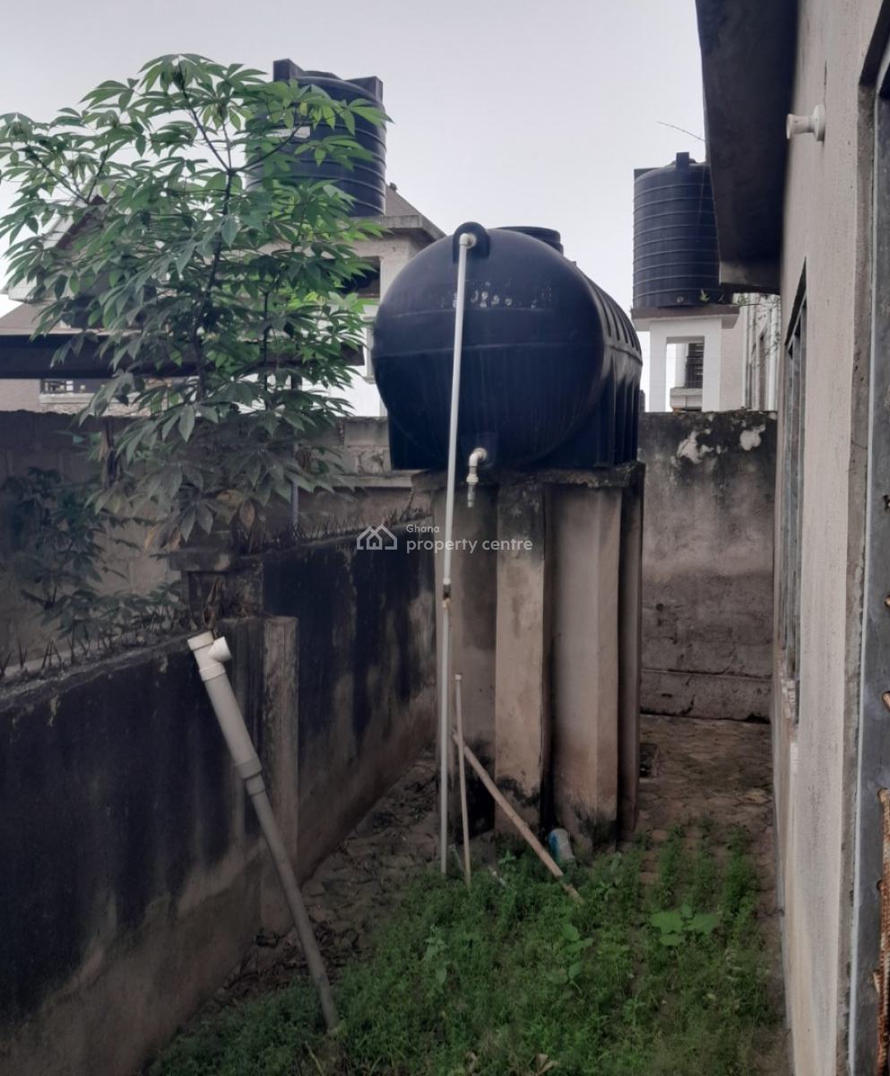 4 Bedrooms, Anwomaso, on Tech Ejisu Road., Kumasi Metropolitan, Ashanti, House for Sale