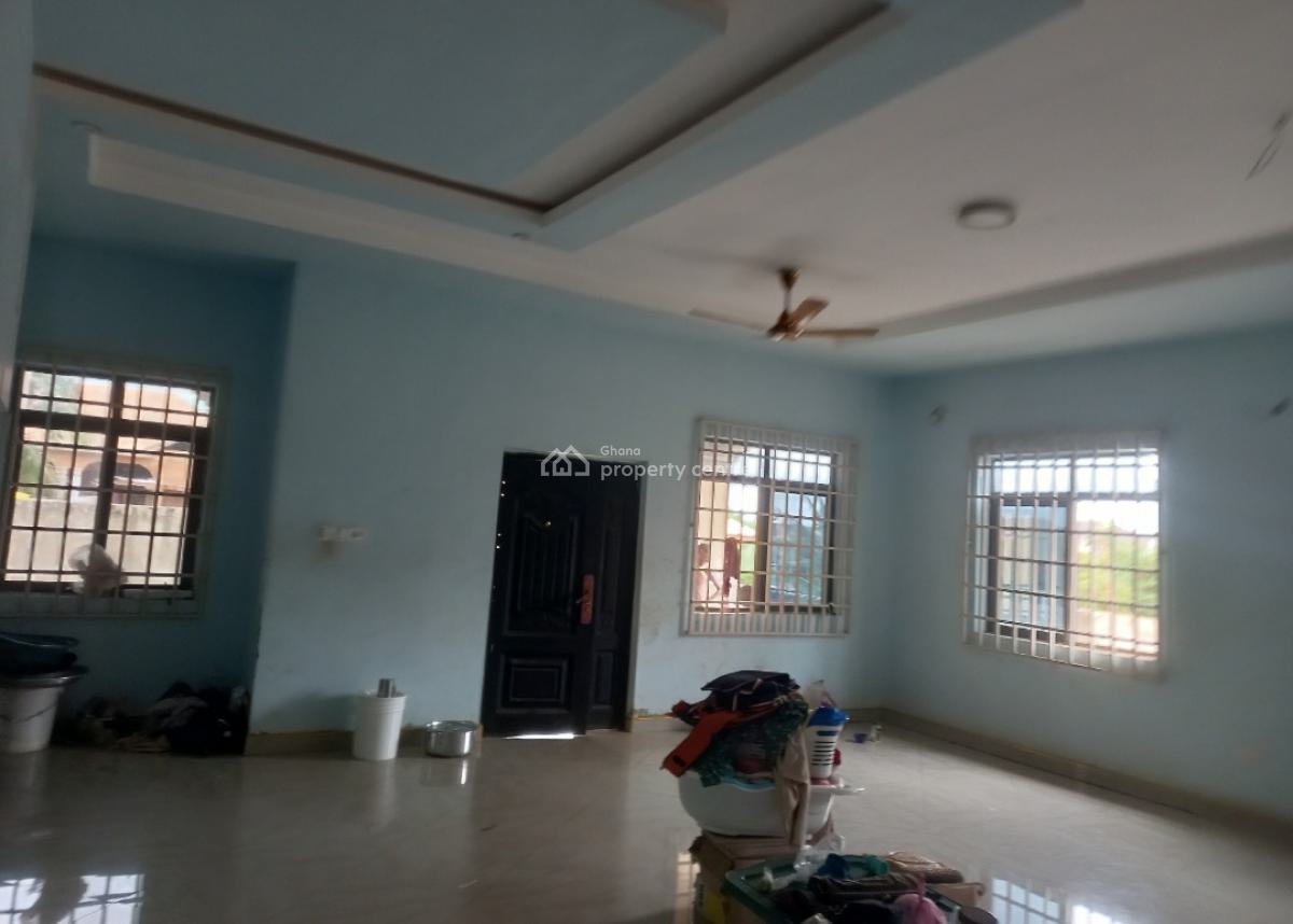 4 Bedrooms, Ahenema Kokoben, Near Santasi., Kumasi Metropolitan, Ashanti, House for Sale