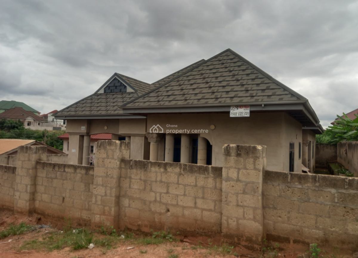 4 Bedrooms, Ahenema Kokoben, Near Santasi., Kumasi Metropolitan, Ashanti, House for Sale