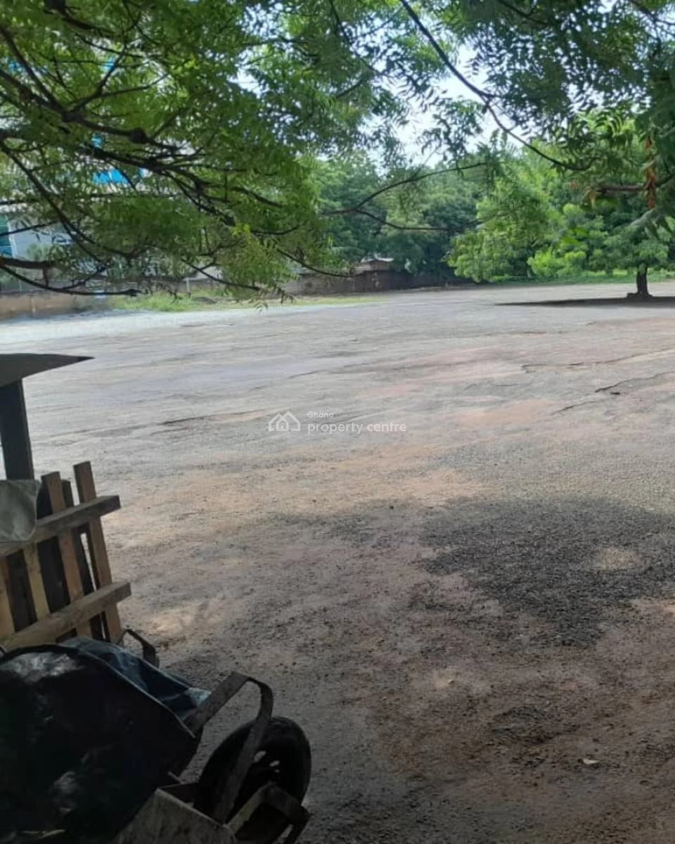 Executive 1.03 Acre of Prime Land (6 Plots Plus), Roman Ridge, Accra, Land for Sale