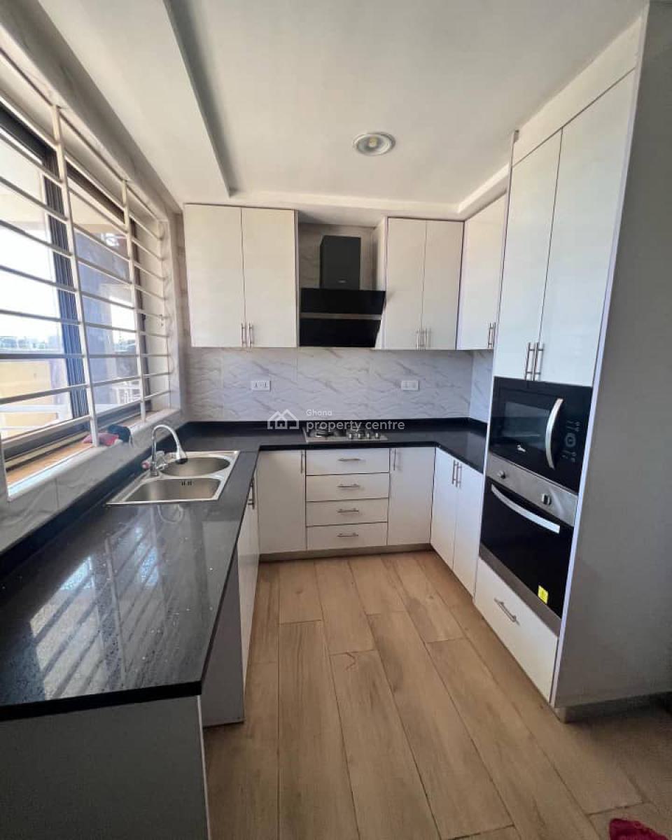 Modern 2-bedroom Apartment  Lakeside Estate, Lakeside Estate, Ashaley Botwe, Adenta Municipal, Accra, Terraced Duplex for Rent