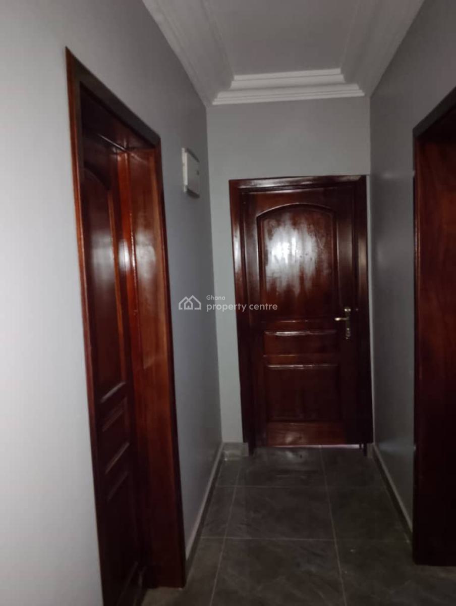 Two Bedroom Self Contain Apartment, Rasta Bushroad Police Station, Teshie-nungua Estates, Accra, Mini Flat for Rent
