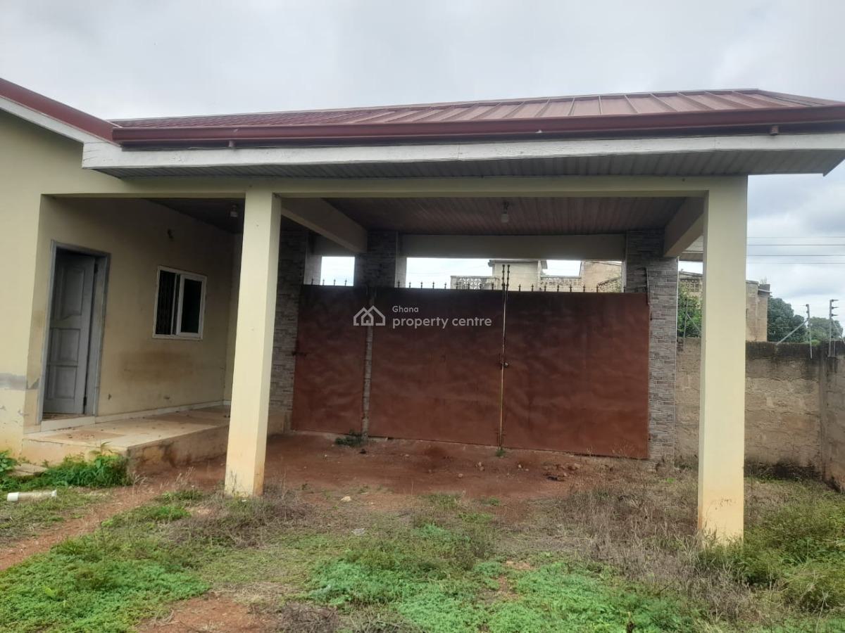 Luxury 6 Bedroom Detached Bangalow with Modern Facilities, Kpaguri Residential, Wa Municipal District, Upper West Region, Detached Bungalow for Rent