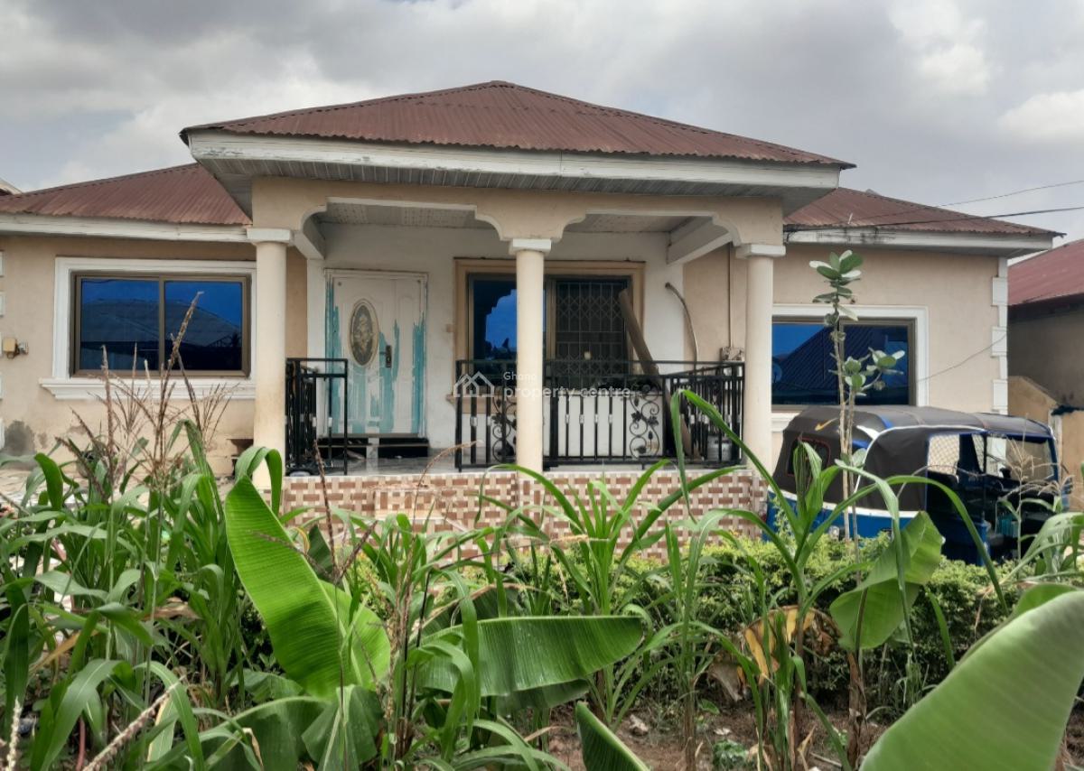 4 Bedrooms, Afrancho ( Bronkom) , Near Kronum., Kumasi Metropolitan, Ashanti, House for Sale
