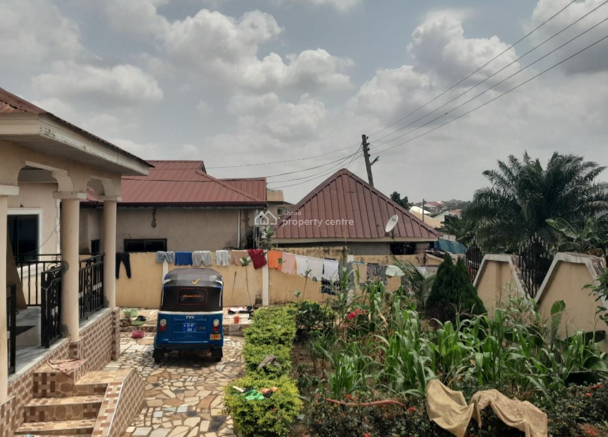 4 Bedrooms, Afrancho ( Bronkom) , Near Kronum., Kumasi Metropolitan, Ashanti, House for Sale
