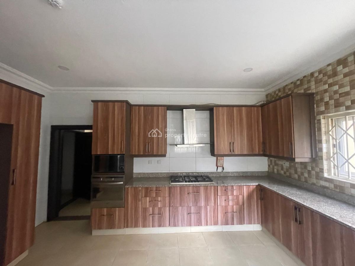 Luxurious 5-bedroom Townhouse @ Cantonment, Cantonments, Accra, Townhouse for Rent