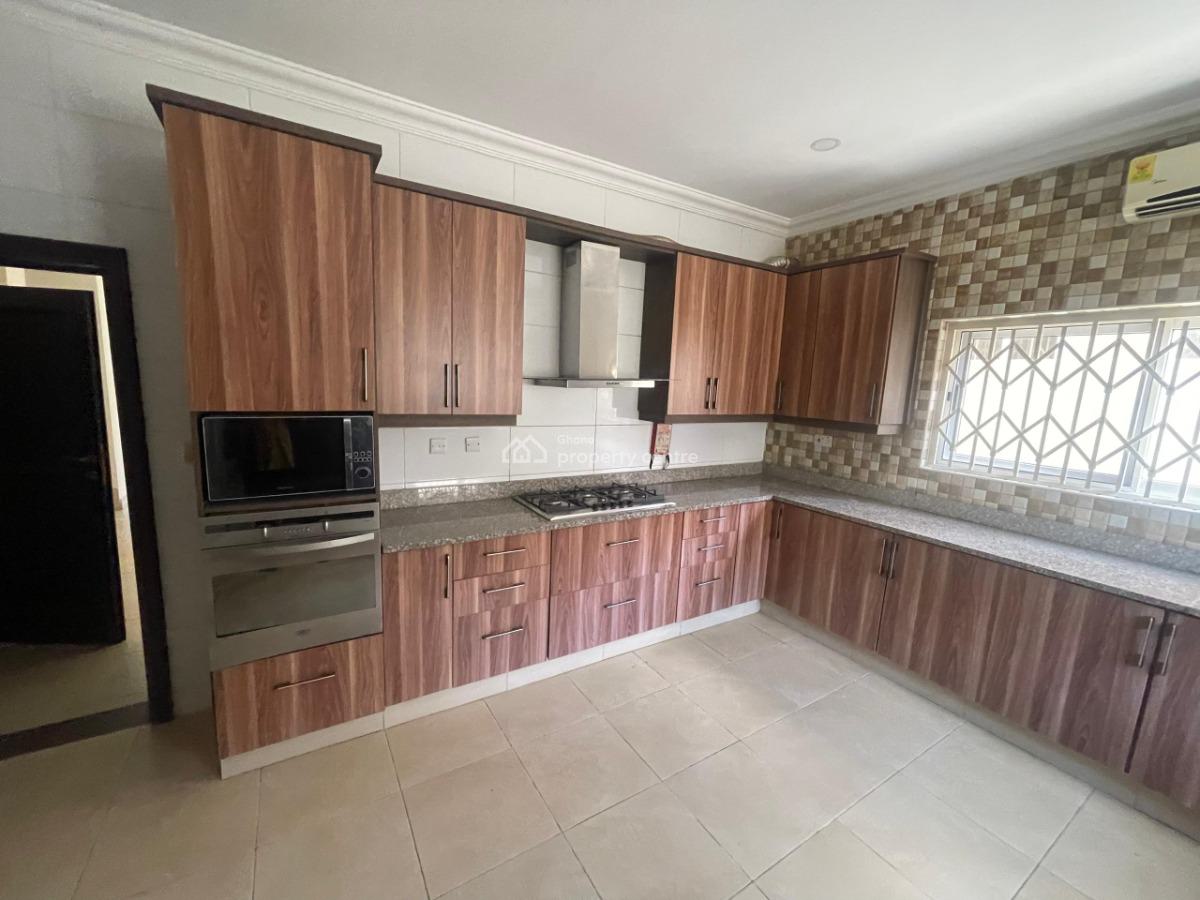 Luxurious 5-bedroom Townhouse @ Cantonment, Cantonments, Accra, Townhouse for Rent