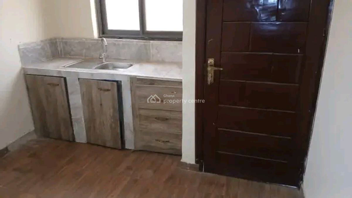 Decent 2bedroom Apartment @ Manet Road, Manet Road, Spintex, Accra, Apartment for Rent