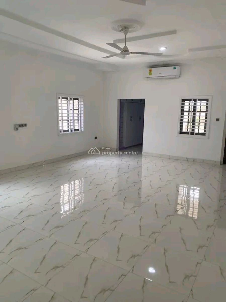 Executive 4-bedroom Duplex House @ North Legon, North Legon, Accra, House for Rent