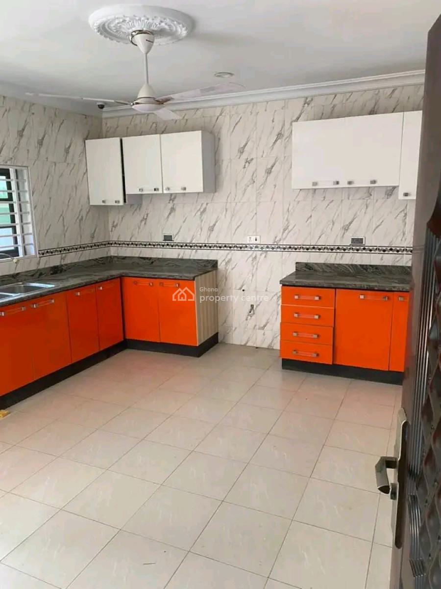 Executive 4-bedroom Duplex House @ North Legon, North Legon, Accra, House for Rent