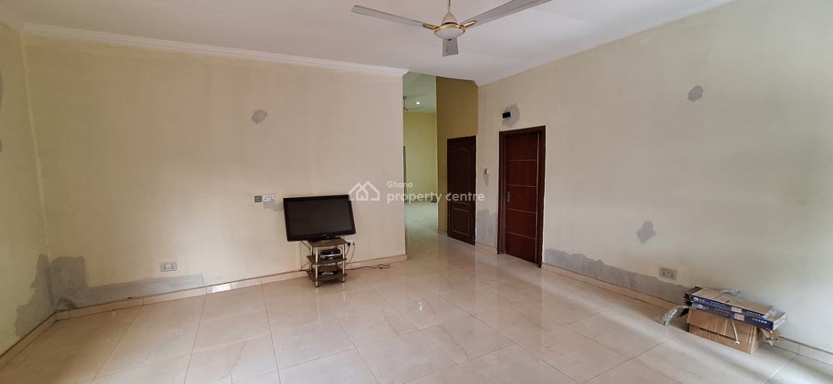 Executive Newly Built 3bedroom House @ Adenta Ritz Junction, Ritz Junction, Adenta Municipal, Accra, House for Sale