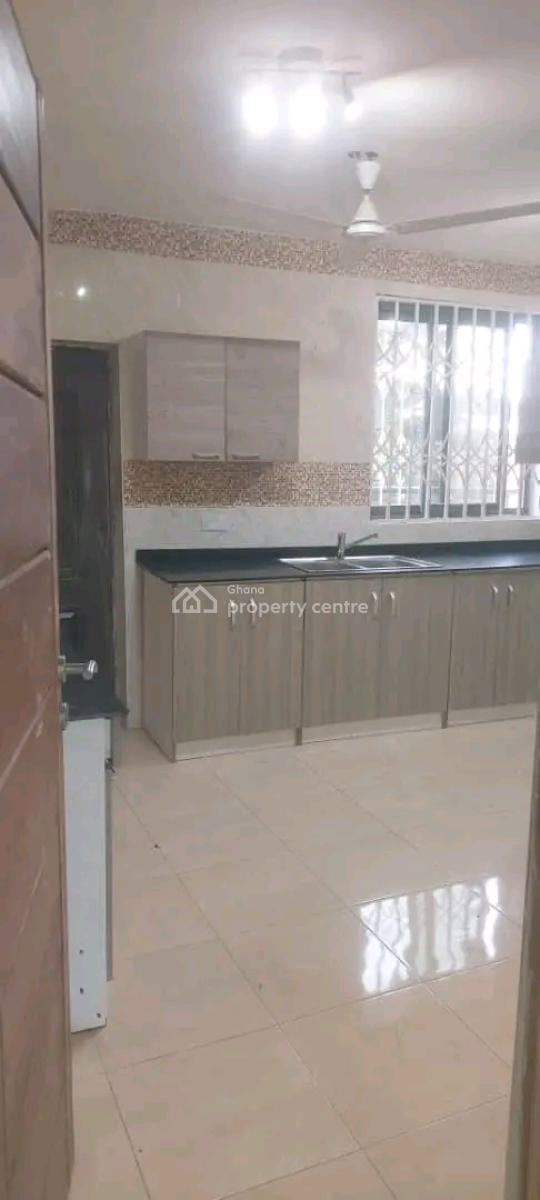 Executive 3-bedroom Apartment @ Tesano, Tesano, Accra, Apartment for Rent