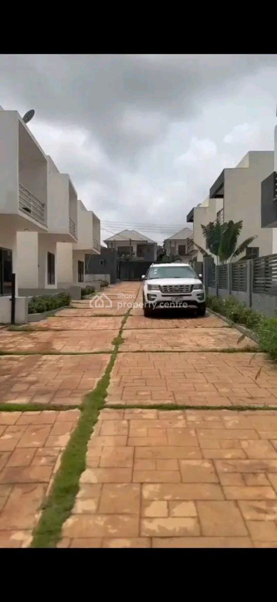 Newly Built 2-bedroom Townhouse @ North Legon, North Legon, Accra, House for Sale