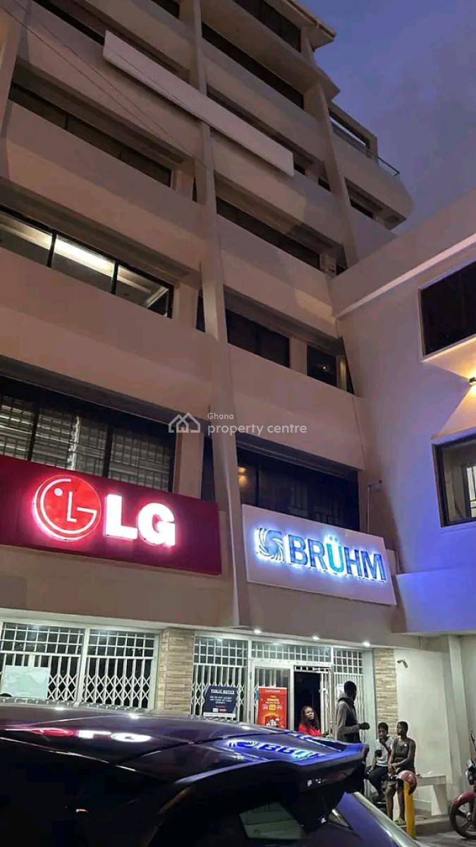 Commercial Property (freehold) Prime Location Facing The Main Road, Ringroad Central, Nima, Accra, Commercial Property for Sale