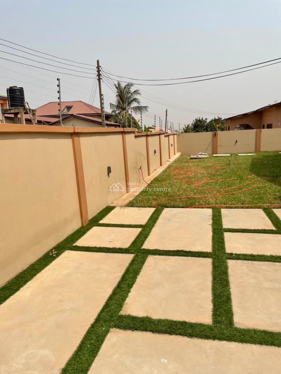 Ashorman 6 Bedrooms House, Ashorman Estate, Ga East Municipal, Accra, House for Sale