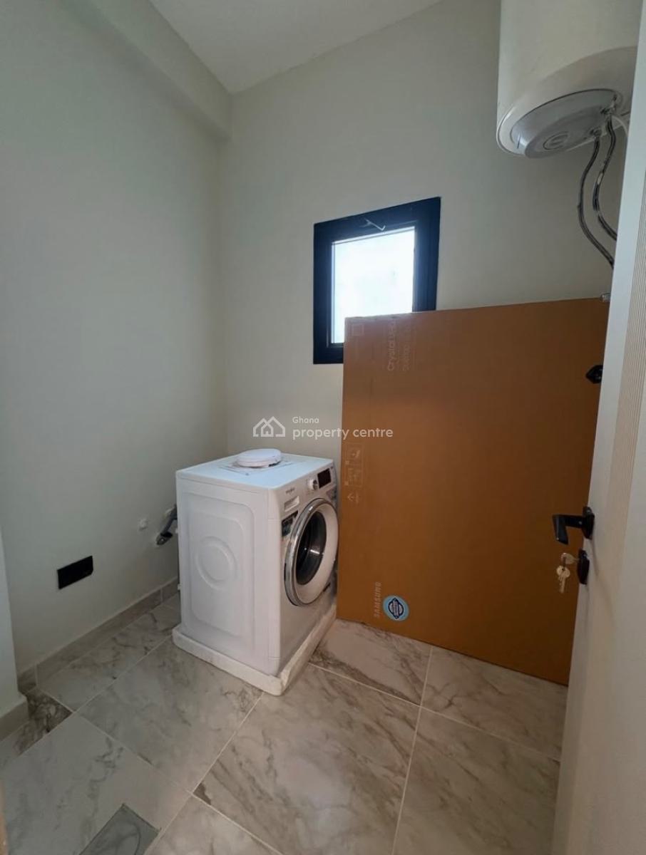 Luxury 5 Bedroom Townhouse Furnished Or Unfurnished, Shiashie, East Legon, Accra, Single Room Self Contained for Rent