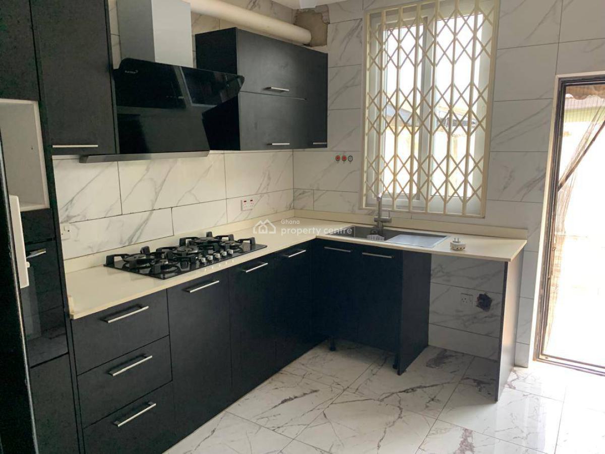 Executive 3 Bedrooms, Ogbojo, Adenta Municipal, Accra, House for Rent