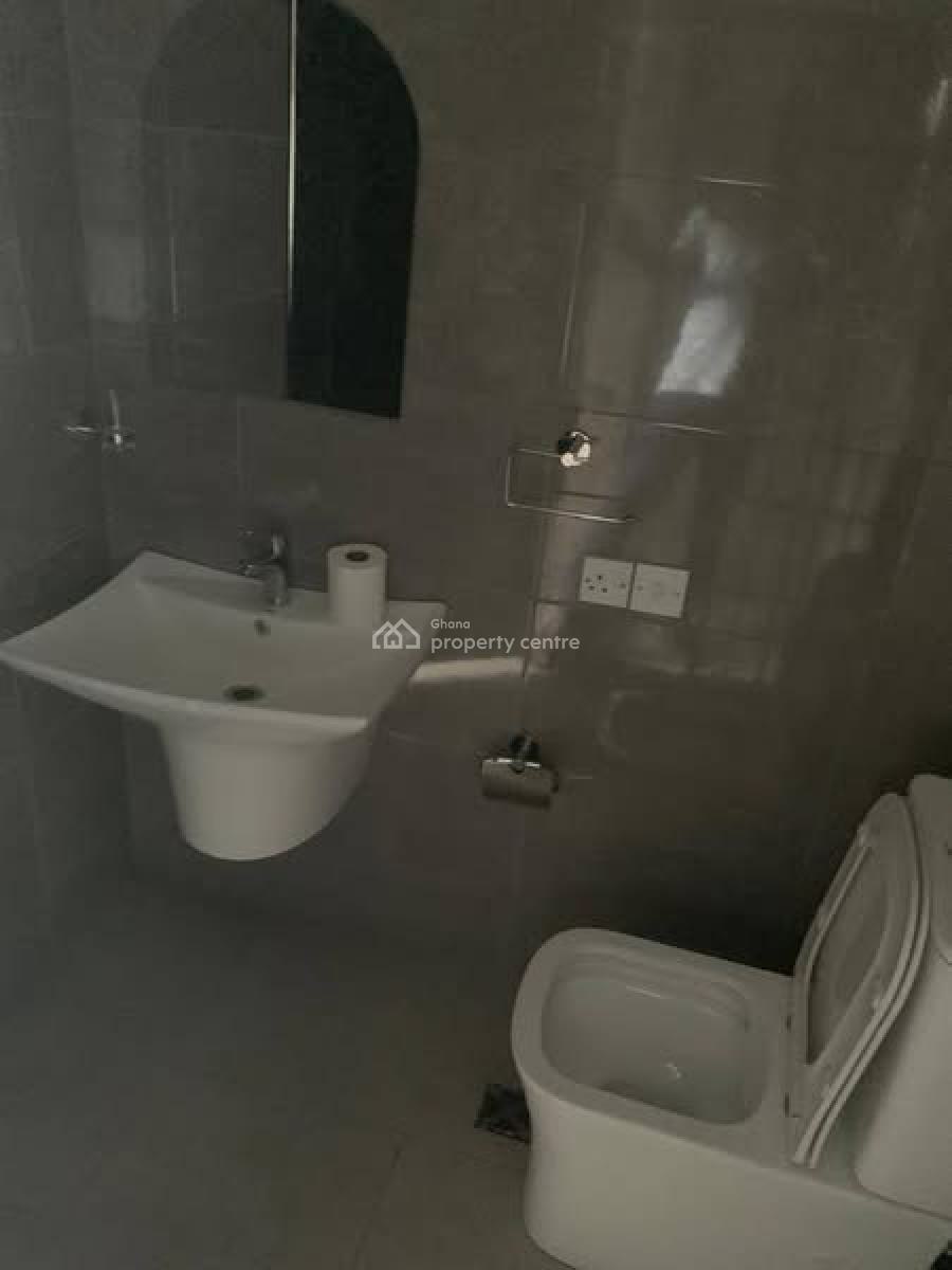 Executive 3 Bedrooms, Ogbojo, Adenta Municipal, Accra, House for Rent