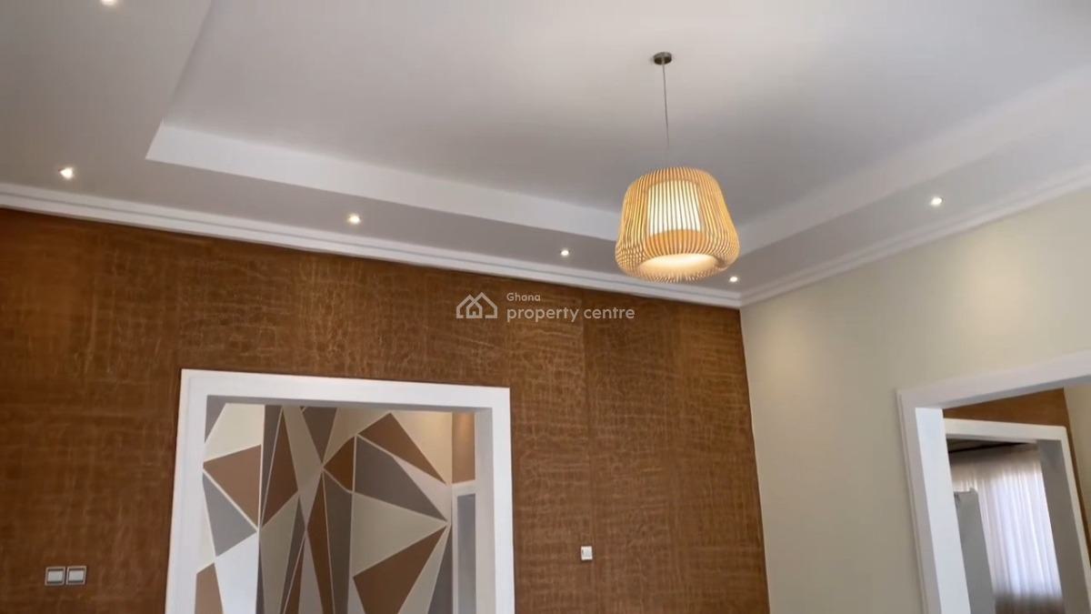 3 Bedroom Spacious House with a Boys Quarters and Garadge at Lashibi I, Accra Metropolitan, Accra, House for Sale