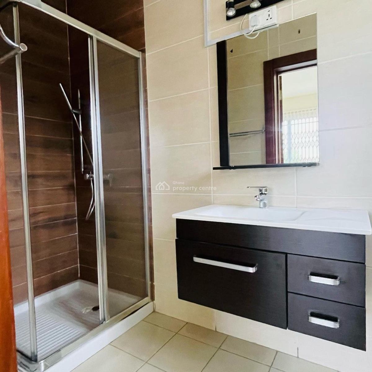 3 Bedroom Townhouse in a Gated Community with Swimming Pool, Cantonments, Accra, Townhouse for Rent