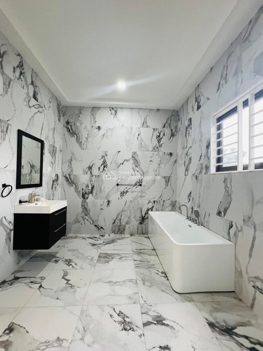Executive 4 Bedrooms, Kwabenya, Ga East Municipal, Accra, House for Sale