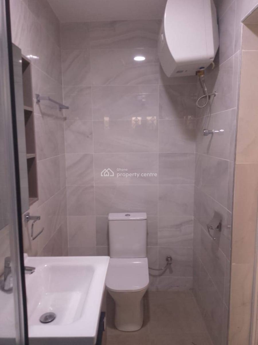 Executive 4 Bedroom, Ashaley Botwe, Adenta Municipal, Accra, Townhouse for Sale
