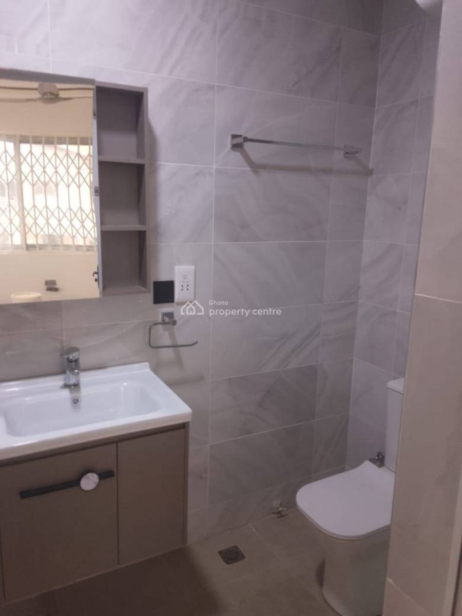 Executive 4 Bedroom, Ashaley Botwe, Adenta Municipal, Accra, Townhouse for Sale