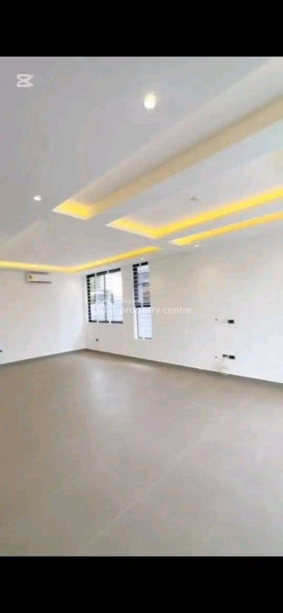 Executive 4 Bedroom, Ashaley Botwe, Adenta Municipal, Accra, Townhouse for Sale