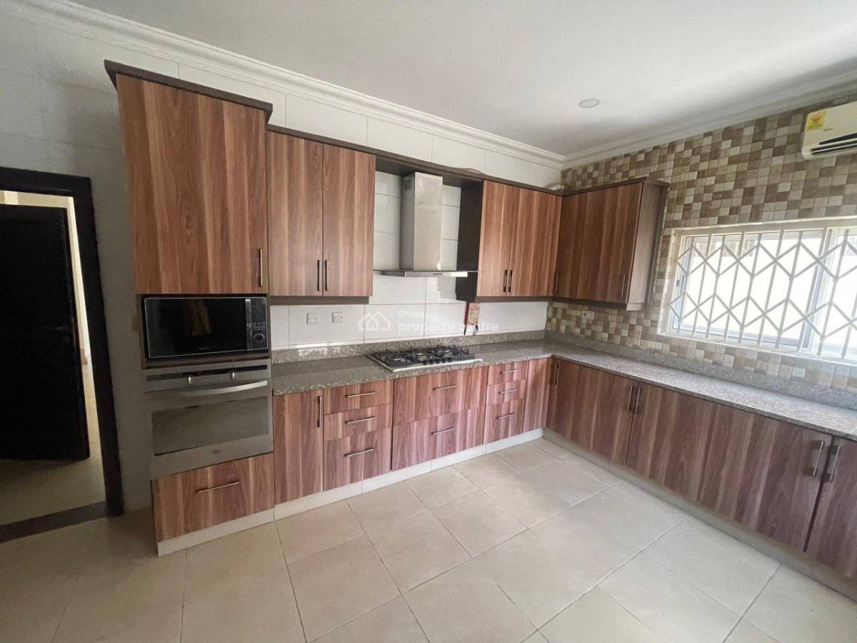 Executive 5 Bedroom, Cantonments, Accra, Townhouse for Rent