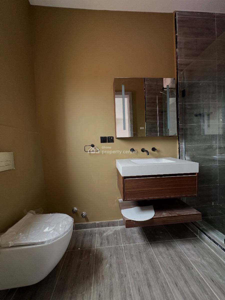 Executive 4.5 Bedroom, Adenta Municipal, Accra, House for Sale