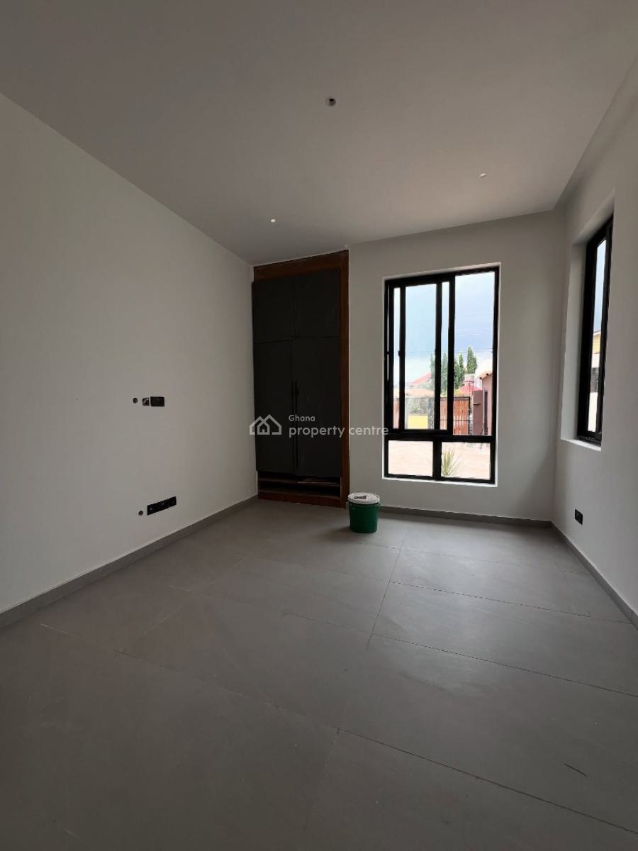 Executive 4.5 Bedroom, Adenta Municipal, Accra, House for Sale