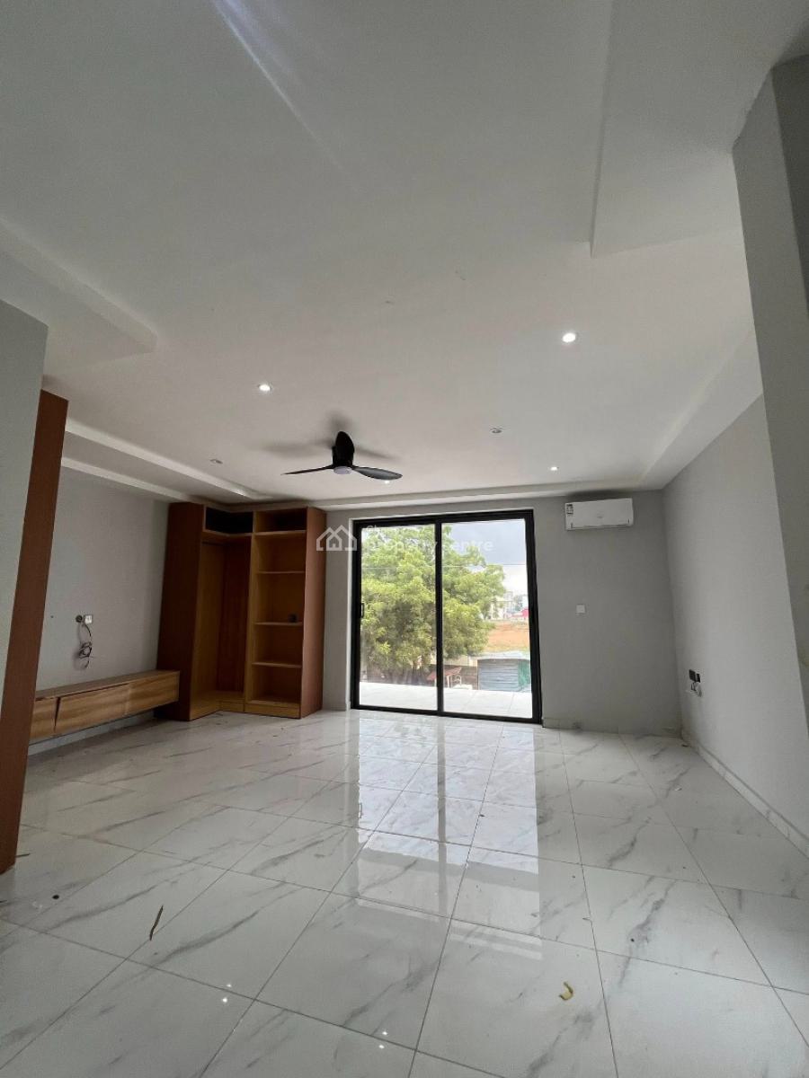Executive 4 Bedrooms, Ashaley Botwe, Adenta Municipal, Accra, House for Sale