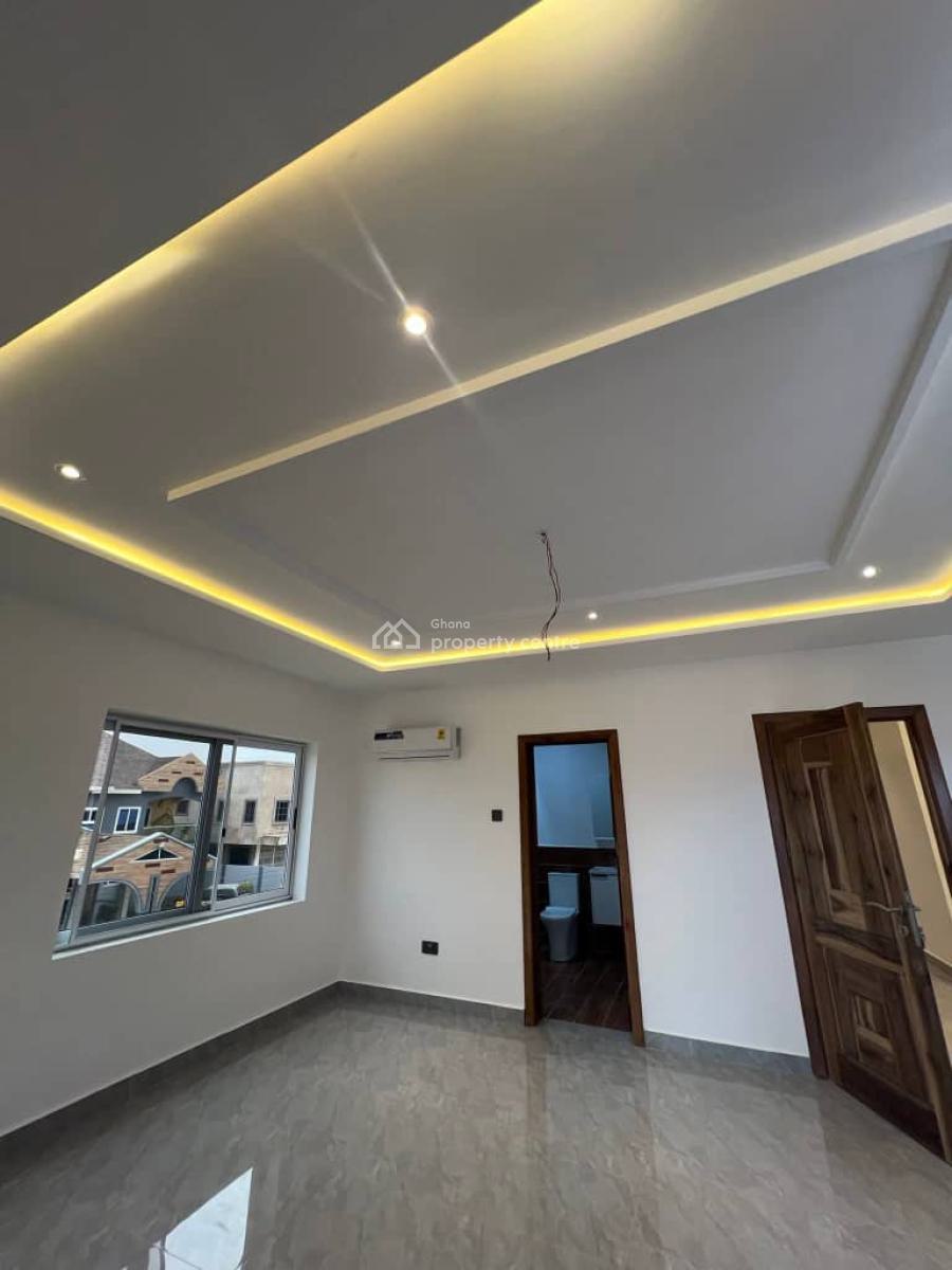 Modern 3-bedroom House -- Oyarifa, Oyarifa, La Nkwantanang Madina Municipal, Accra, Detached Duplex for Sale