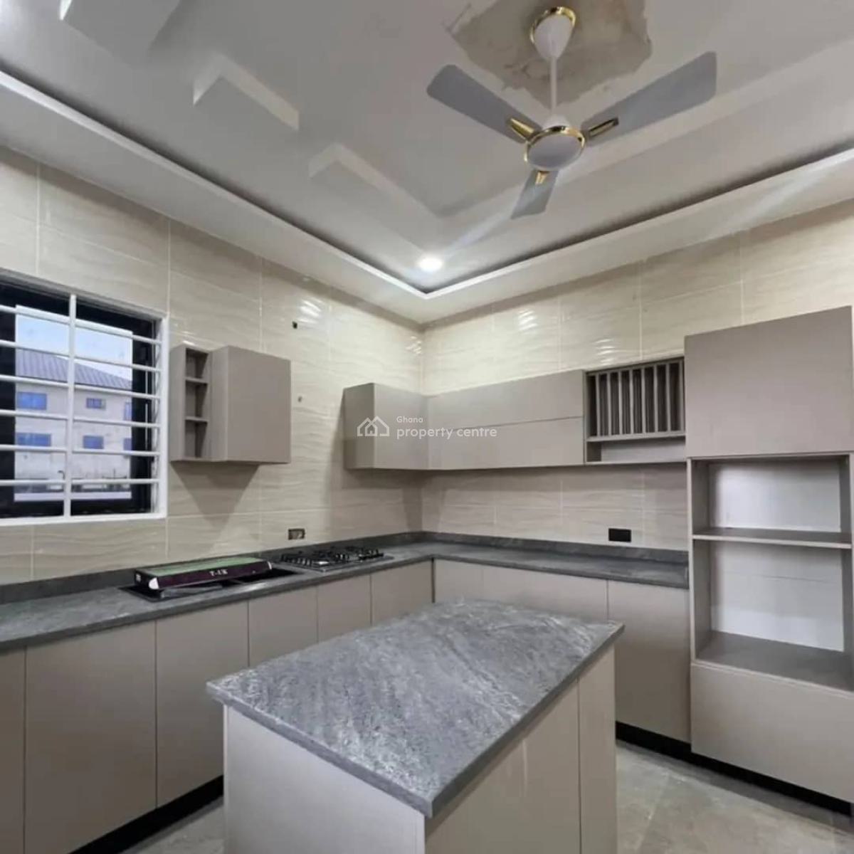 Cozy & Modern 3-bedroom House -- Oyarifa, Oyarifa, La Nkwantanang Madina Municipal, Accra, Detached Bungalow for Sale