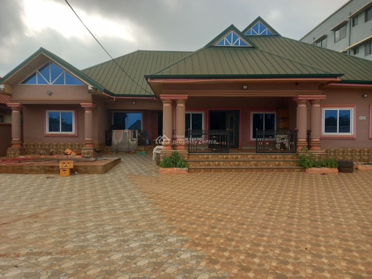 5 Bedrooms, Asuofia Kokoben, Kumasi Metropolitan, Ashanti, House for Sale