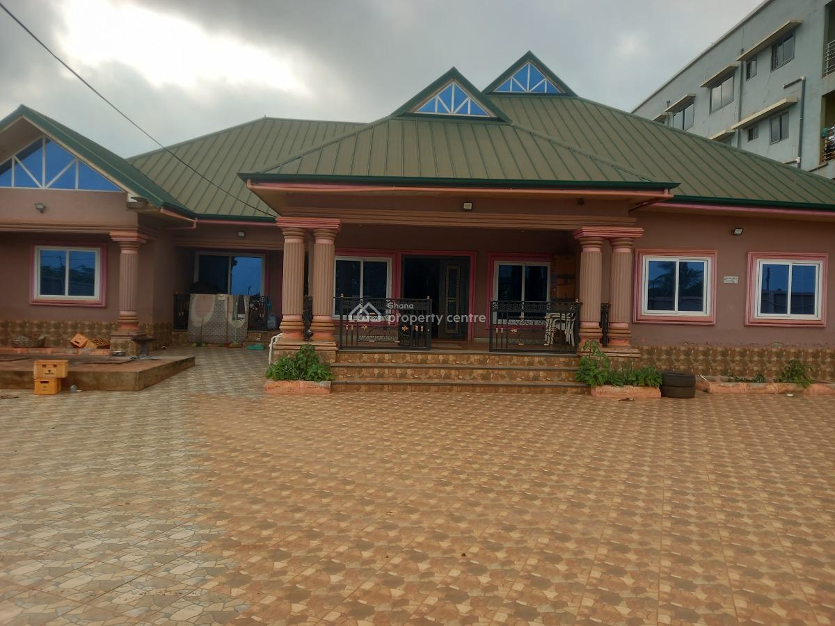 5 Bedrooms, Asuofia Kokoben, Kumasi Metropolitan, Ashanti, House for Sale