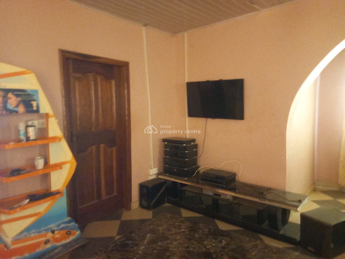 2 Bedrooms  ( Plot Size 100*90), Abuakwa Koforidua., Kumasi Metropolitan, Ashanti, House for Sale
