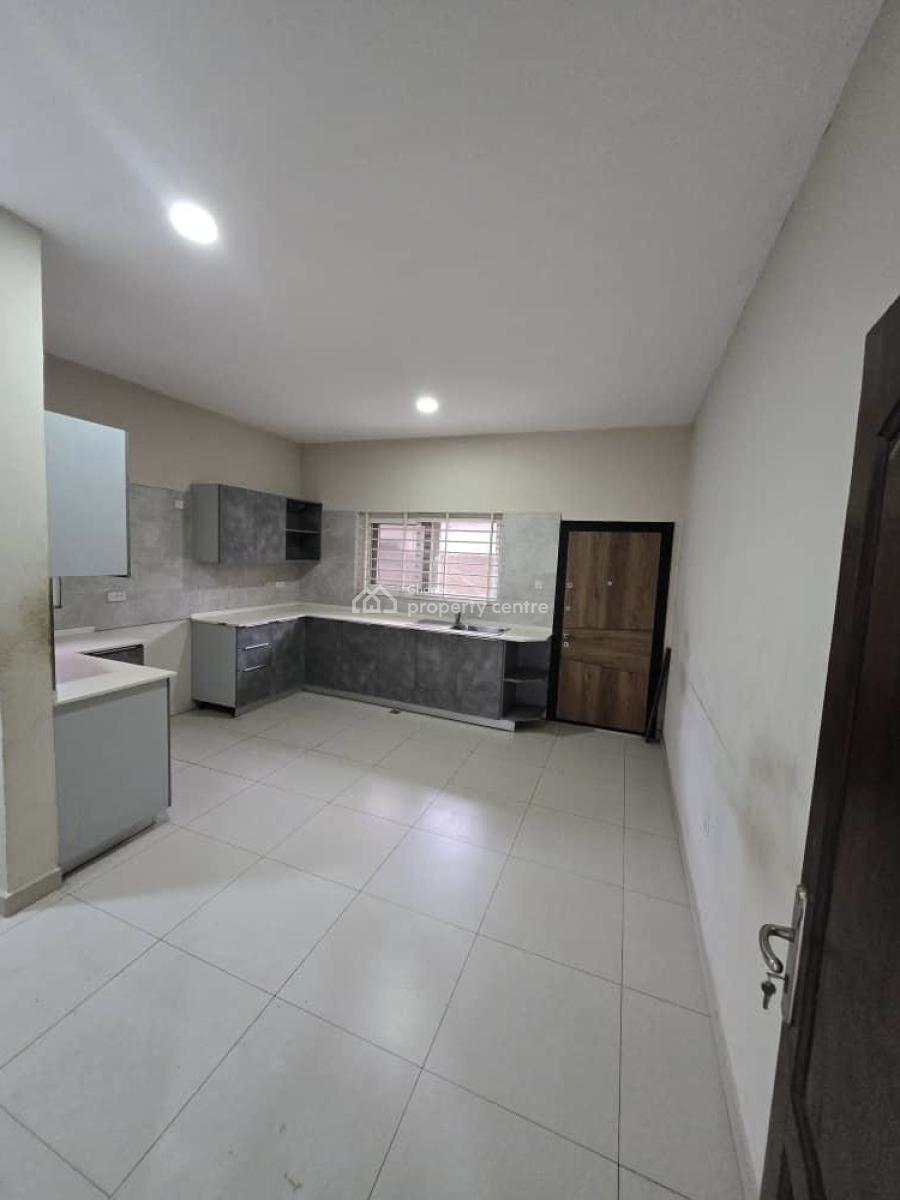 3 Bedrooms at Pokuase Canada Junction, Ablekuma Highway Canada Junction, Pokuase (pokoasi), Ga West Municipal, Accra, Detached Bungalow for Sale