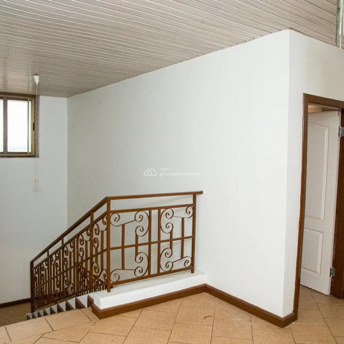 4 Bedroom House at Oyarifa, Kuottam Estate, Oyarifa, La Nkwantanang Madina Municipal, Accra, House for Sale