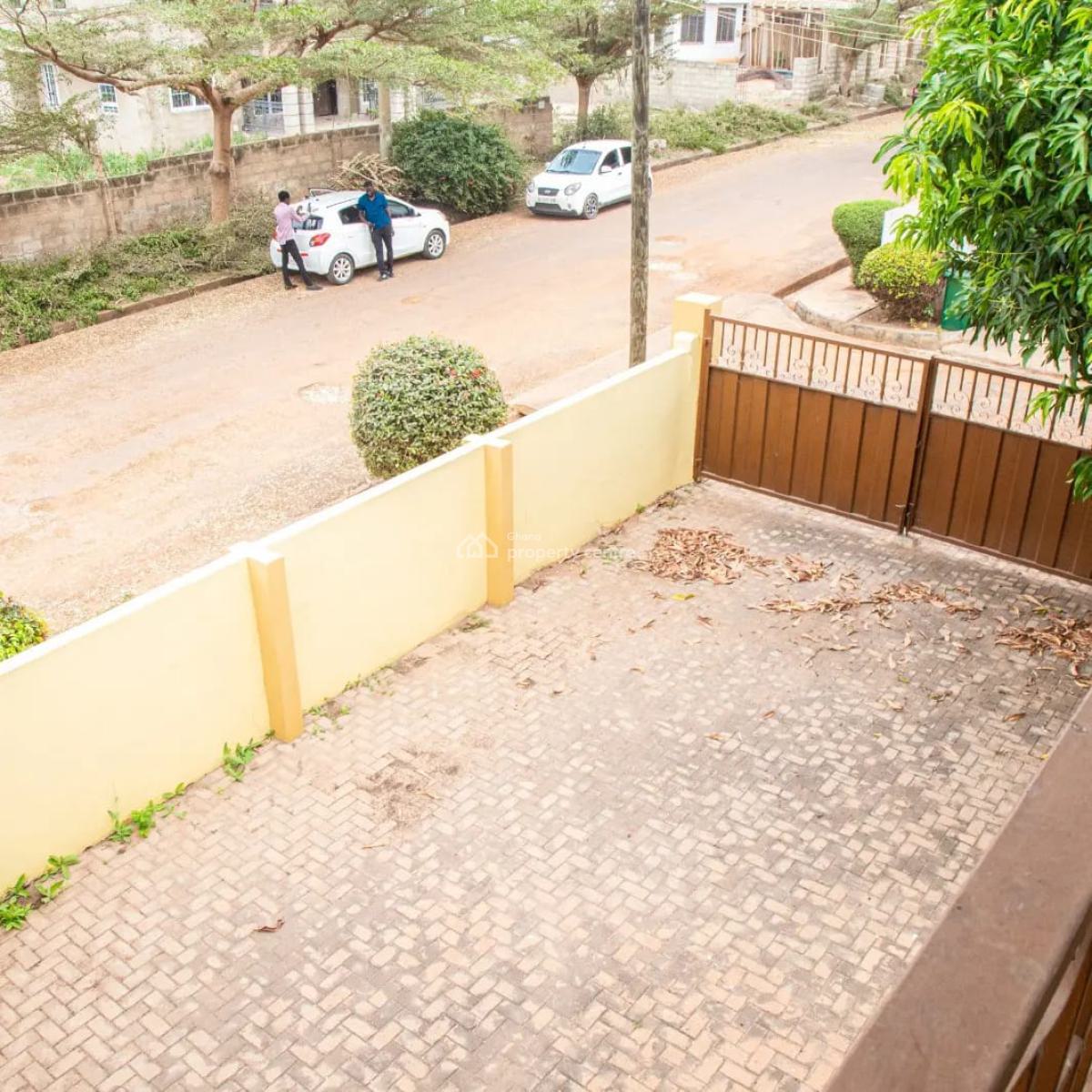 4 Bedroom House at Oyarifa, Kuottam Estate, Oyarifa, La Nkwantanang Madina Municipal, Accra, House for Sale
