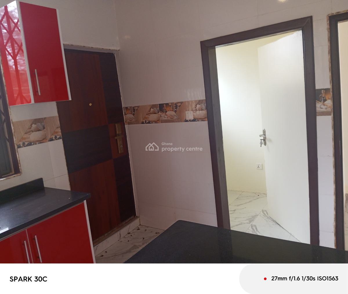 3 Bedroom House, Oyarefa, Oyarifa, La Nkwantanang Madina Municipal, Accra, Semi-detached Bungalow for Rent