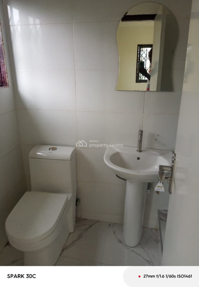 3 Bedroom House, Oyarefa, Oyarifa, La Nkwantanang Madina Municipal, Accra, Semi-detached Bungalow for Rent