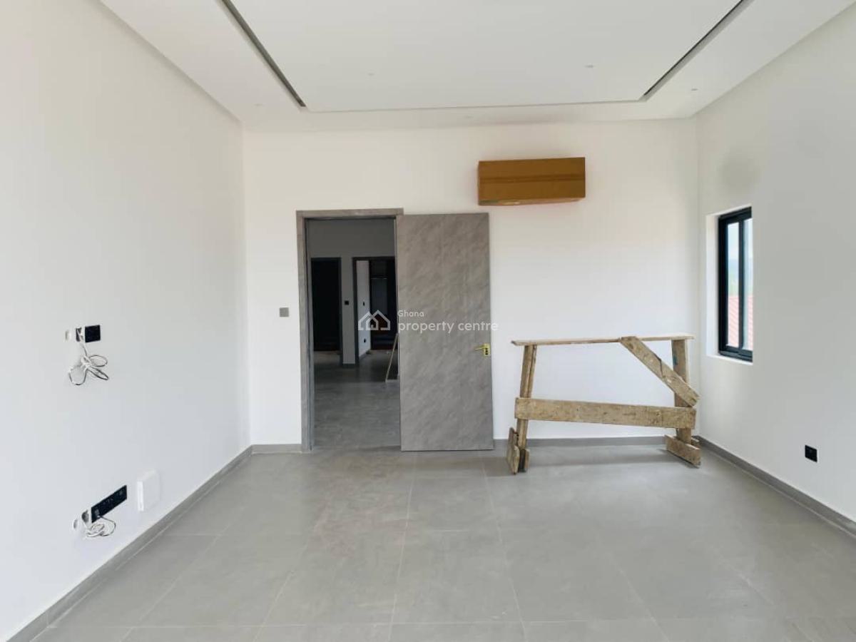 Oyarifa 5 Bdrms House, Crossing, Oyarifa, La Nkwantanang Madina Municipal, Accra, House for Sale